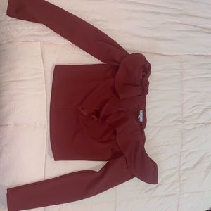 Off the shoulder long sleeve crop